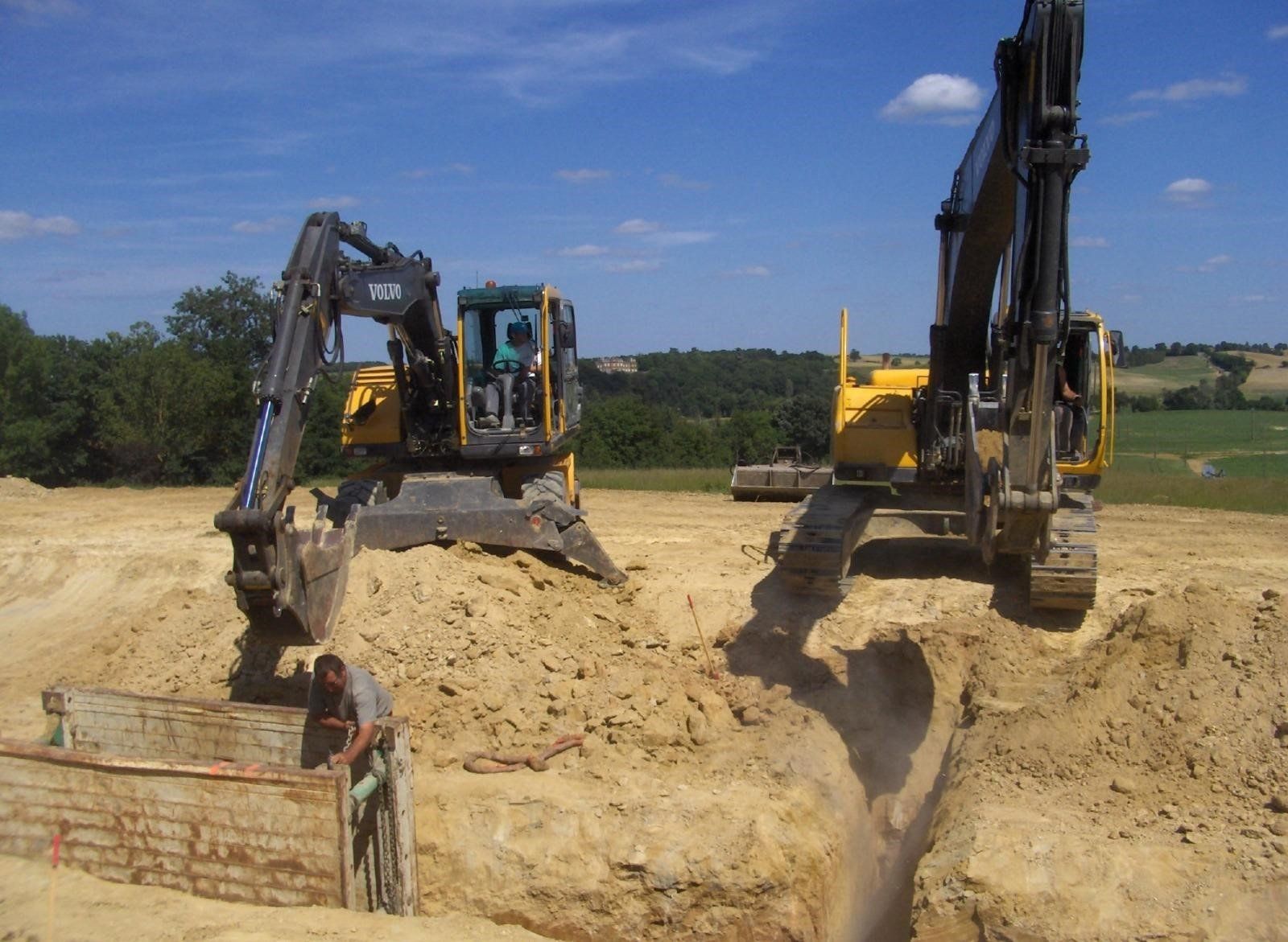 Tracteur-tranchée